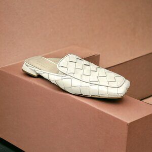 * Napoleoni White Woven Leather Square Toe Flat Mules Made in Italy Size 10